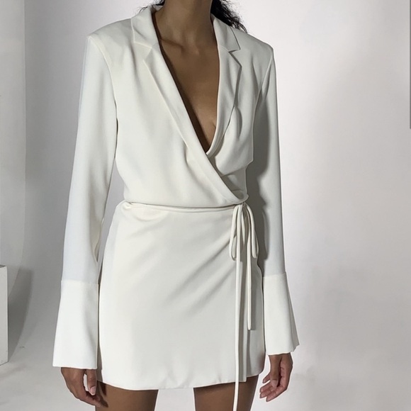 Orseund Iris Dresses & Skirts - Orseund Iris Boxy Wrap Dress White Ivory Size S